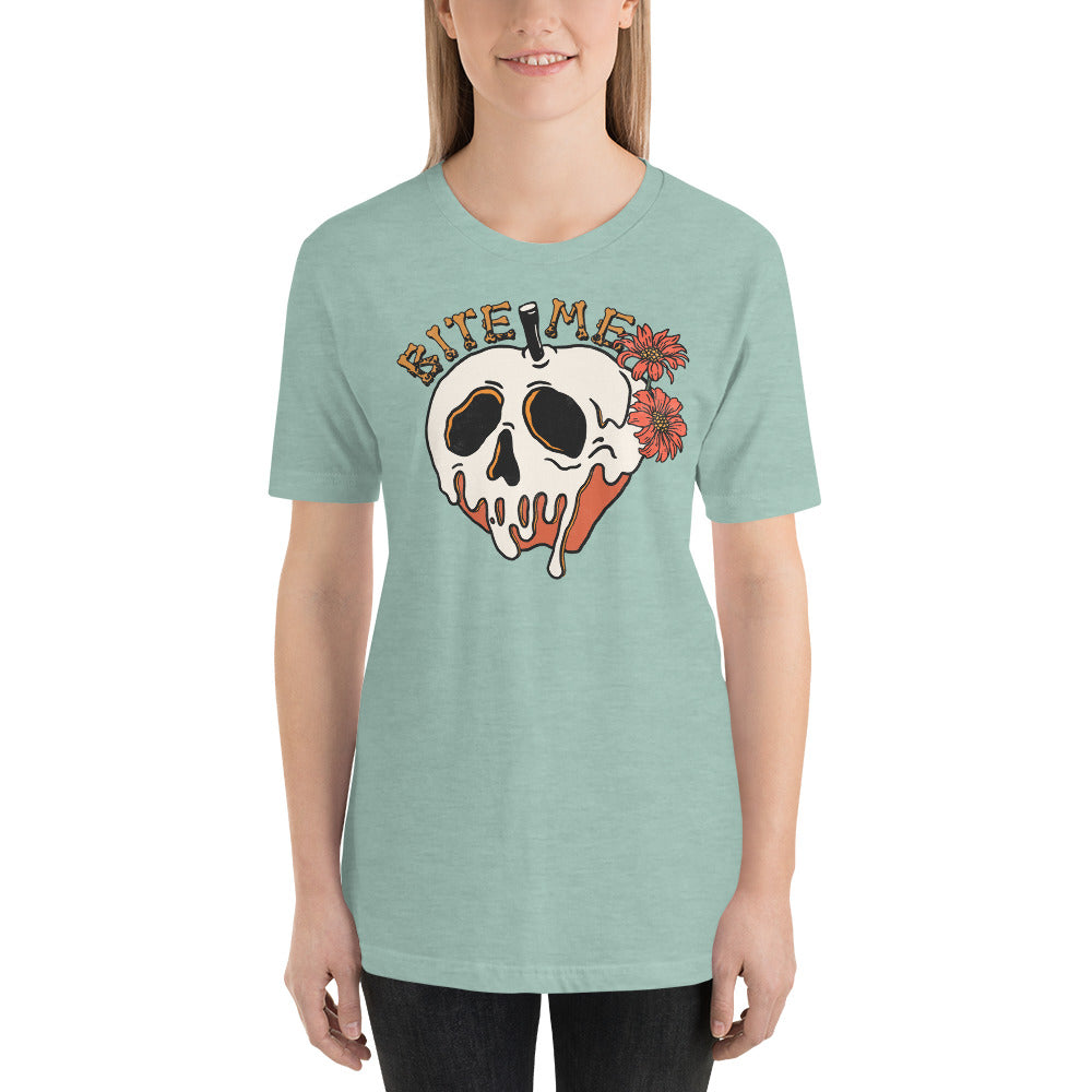 Bite Me Skull Candy Apple Halloween Vibes Unisex t-shirt